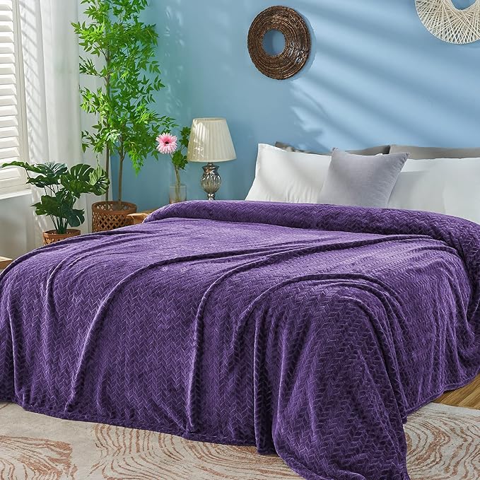 inhand Purple Fleece Twin Blanket, Super Soft Flannel Leaves Pattern Fuzzy Blanket for Couch Sofa Bed, 60 x 90 Inches