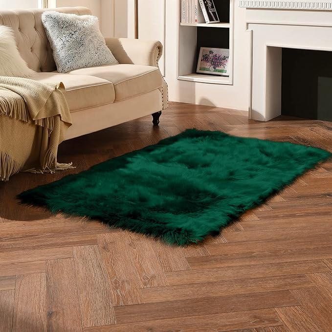 duduta Emerald Green Faux Fur Rug 3x5 ft, Fluffy Shag Rectangular Sheepskin Rug for Bedroom Nursery Living Room Dorm Washable