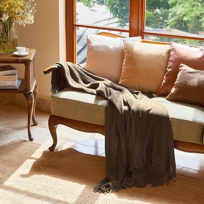 lifein Throw Blanket for Couch, Soft Boho Decor Bed Throw,Cozy Brown Knitted Chenille Small Farmhouse Lightweight Throw (Brown,60 * 80")