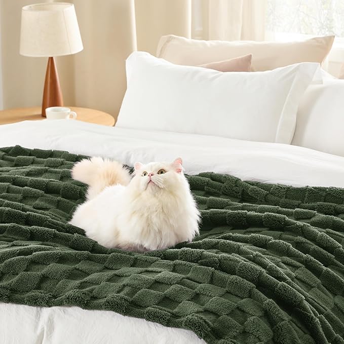 Bedsure GentleSoft Olive Green Spring Throw Blanket for Couch - Super Soft Cozy Blankets Gifts for Kids Girls, Cute Small Fleece Throws for Bedroom Home Decor, 50x70 Inches