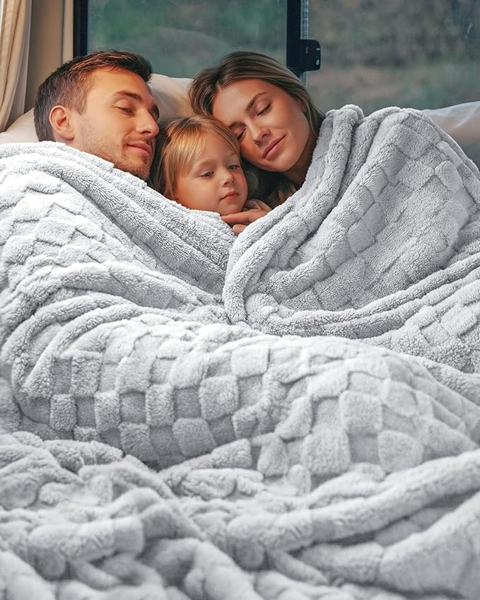 Utopia Bedding Cool Grey Checkered Fleece Queen Blanket for Couch or Bed, Soft Plush Cozy Blanket for Women and Men, Ultra Comfy Travel-Friendly Bed Throws for Relaxation, 90x90 Inches