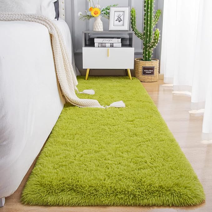 Chicrug Soft Runner Rug for Bedroom Living Room Plush Fluffy Rugs 2x6 Feet, Shag Furry Runner Carpet Non Shedding for Nursery Children Kids Girls Room Home Decorative, Green