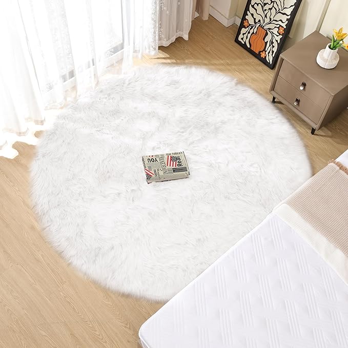 ORINOVA White Fluffy Faux Sheepskin Washable Fur Round Rug 5ft Nursery Rugs for Bedroom Plush Boho Circle Rug for Living Room Teen Room Décor