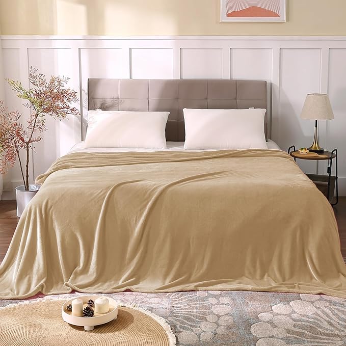 BEDELITE Fleece Blanket King Size Blankets for Bed, Luxury Plush Cozy Fuzzy Blanket 108x90 inches, Super Soft Warm Lightweight Throw Blanket All Seasons Suitable, Light Camel
