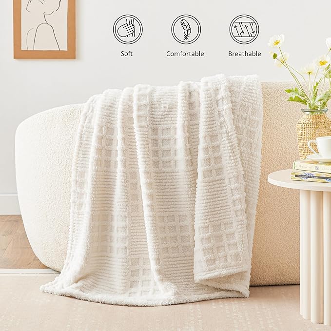EXQ Home Fleece Throw Blanket for Couch or Bed - 3D Waffle Patchwork Pattern Jacquard Decorative Blankets - Cozy Soft Lightweight Fuzzy Flannel Blanket Suitable for All Seasons(50"×60",Beige)