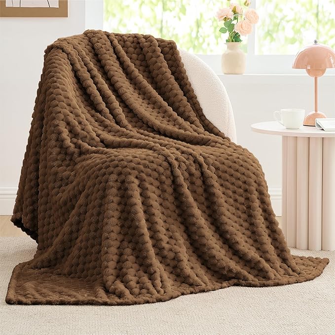 BEDELITE Fleece Blanket Twin Size for Bed Couch, 3D Jacquard Decorative Brown Throw, Soft and Cozy Warm Plush Fuzzy Blanket All Seasons Suitable, 60x80Inches