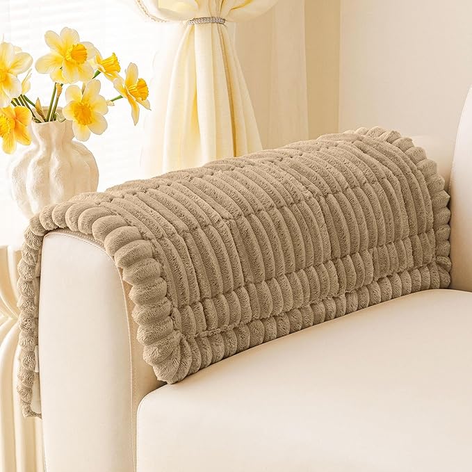 hyha Couch Covers for Dogs Washable, Non Slip Plush Dog Sofa Protectors, Fuzzy Pet Couch Covers for 3 Cushion Sofa Pet Friendly (Khaki, 27.6" x 27.6")