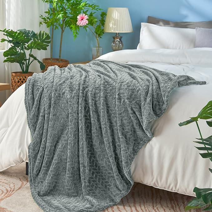 inhand Grey Fleece King Blanket for Bed, Super Soft Flannel Cozy Blankets for Adults, Lightweight Leaves Pattern Fuzzy Blanket for Office,Travel, Warm Plush Blankets for All Season, 90x108 Inches