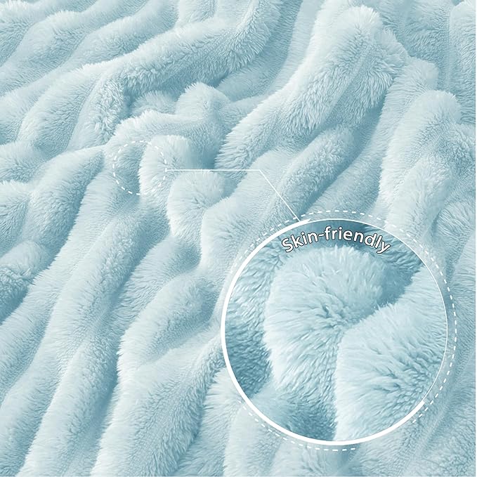Exclusivo Mezcla King Size Flannel Fleece Blanket, Super Soft Striped Jacquard Bed Blanket, Lightweight Fuzzy Cozy for All Seasons, 90x104 Inches, Light Blue