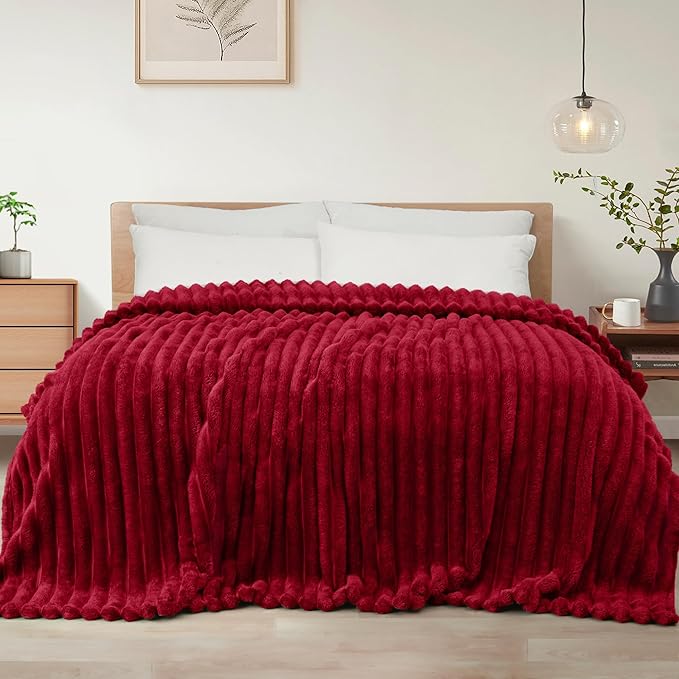 Exclusivo Mezcla Queen Size Flannel Fleece Blanket, Super Soft Striped Jacquard Bed Blanket, Lightweight Fuzzy Cozy for All Seasons, 90x90 Inches, Deep Red