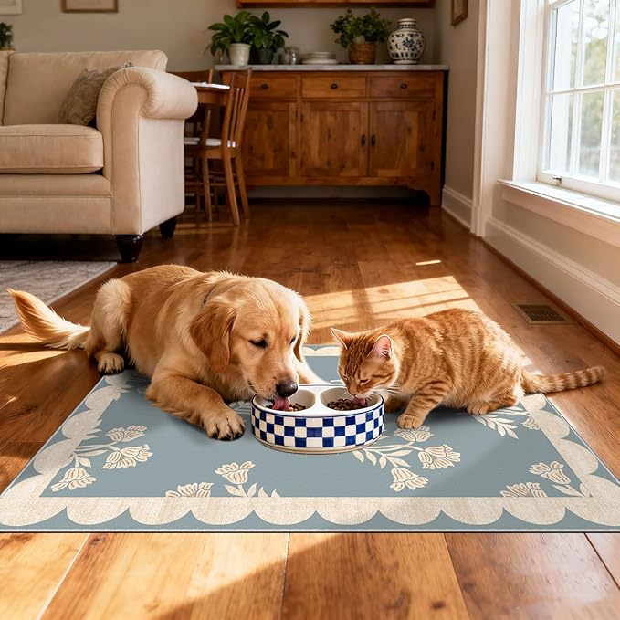 Floral Outdoor Rug - 28" x 43" Front Door Mat Indoor Outside Entrance Non-Slip Washable Outdoor Mat Blue Farmhouse Scalloped Rug for Entryway Kitchen Bedroom Layered Doormat for Front Porch