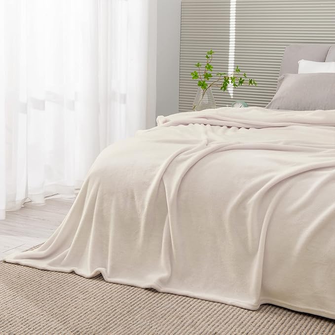 BEDELITE Fleece Blanket King Size Blankets for Bed, Luxury Plush Cozy Fuzzy Blanket 108x90 inches, Super Soft Warm Lightweight Throw Blanket All Seasons Suitable, Beige