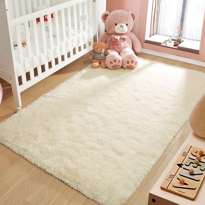 LOCHAS Ultra Soft Indoor Modern Area Rugs Fluffy Living Room Carpets for Children Bedroom Home Decor Nursery Rug 4x5.3 Feet,Light Champagne