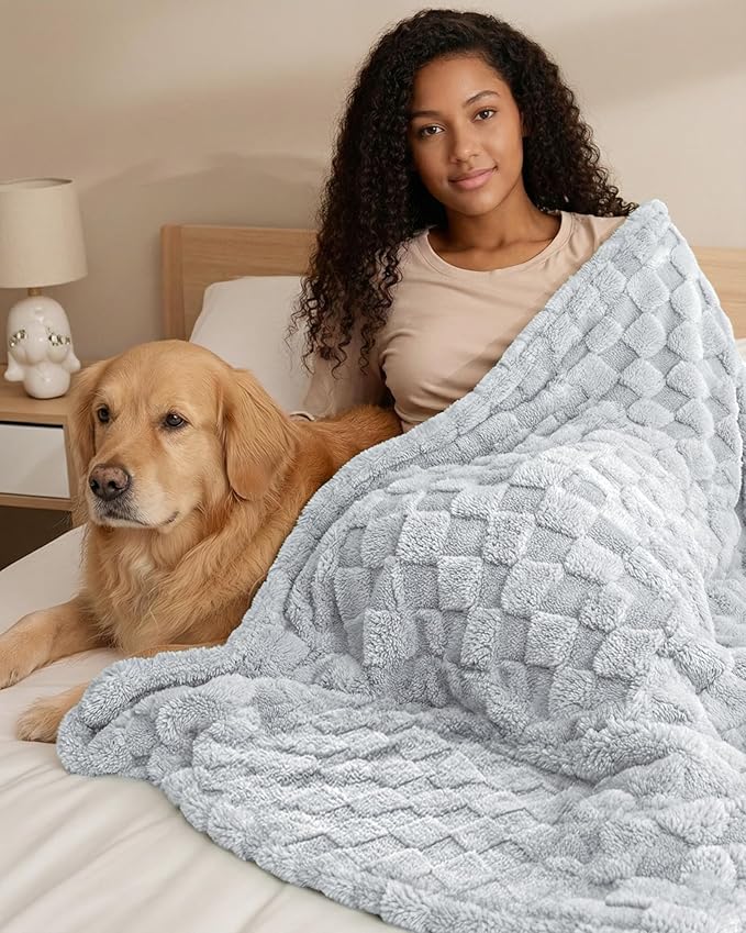 Utopia Bedding Cool Grey Checkered Fleece King Blanket for Couch or Bed, Soft Plush Cozy Blanket for Women and Men, Ultra Comfy Travel-Friendly Bed Throws for Relaxation, 90x102 Inches