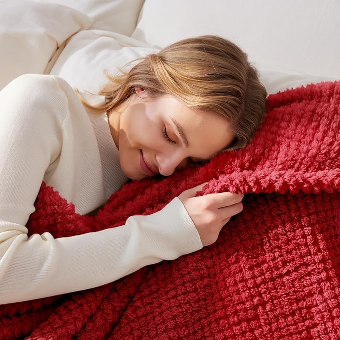 Whale Flotilla King Size Fuzzy Fleece Blanket for Bed, 90x104 Inch Fluffy Warm Soft Jacquard Blankets for All Season, Lightweight and Cozy, Red