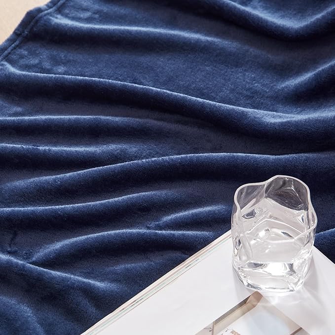 Exclusivo Mezcla Fleece Blanket King Size for Bed, Super Soft and Warm, All Season, Cozy, Plush, Lightweight, 90x104 Inches, Navy Blue