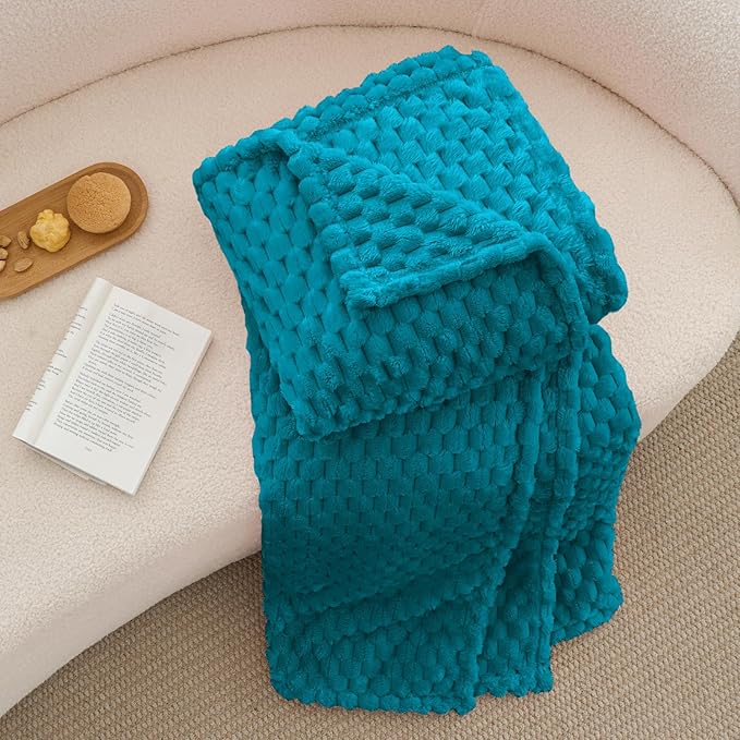 BEDELITE Fleece Throw Blanket for Couch & Bed - 3D Jacquard Decorative Jewel Blue Blanket, Super Soft and Cozy Warm Fuzzy Blanket All Seasons Suitable, 50x60Inches