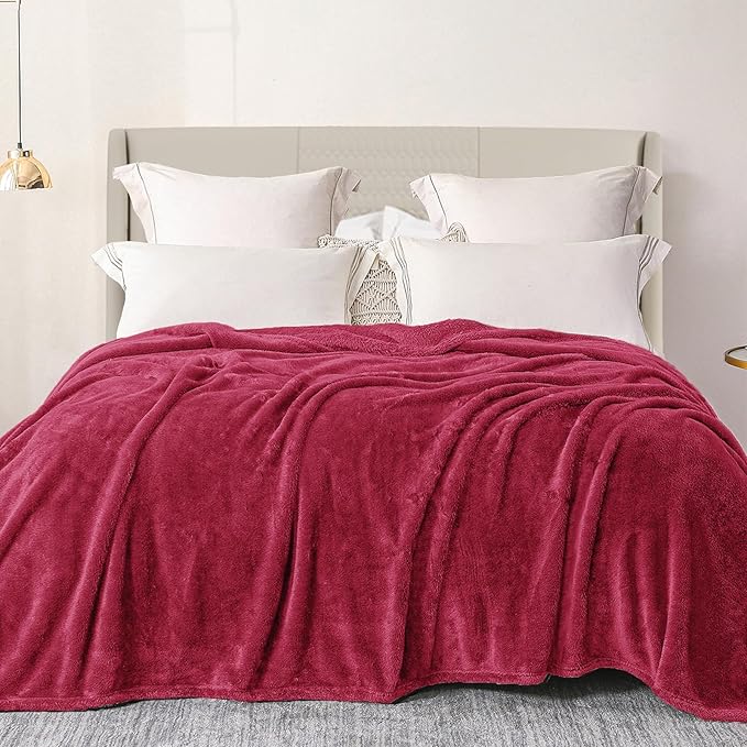 Exclusivo Mezcla Plush Fuzzy Fleece Bed Blanket King Size, Super Soft, Fluffy and Warm Blankets for Couch, Bed, All Season (Deep Red, 90x104 inches)