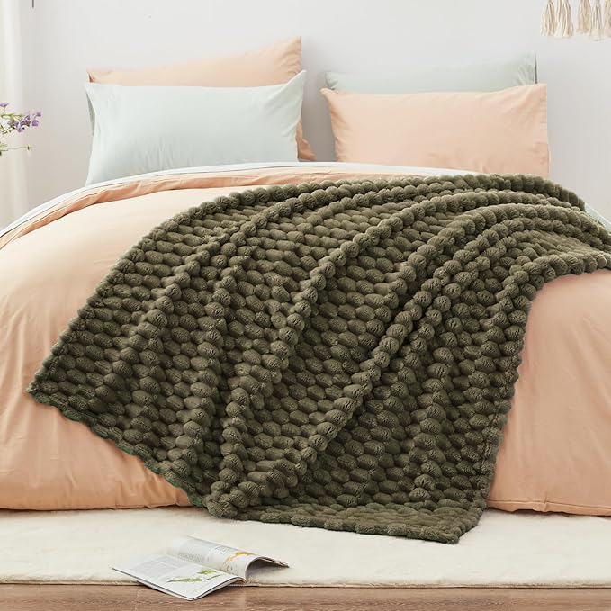 EXQ Home Fleece Throw Blanket for Couch and Bed, 3D Imitation Large Turtle Shell Jacquard Decorative Blankets, Plush Lightweight Fuzzy Flannel Blanket Suitable for All Seasons (50"×60",Moss Green)
