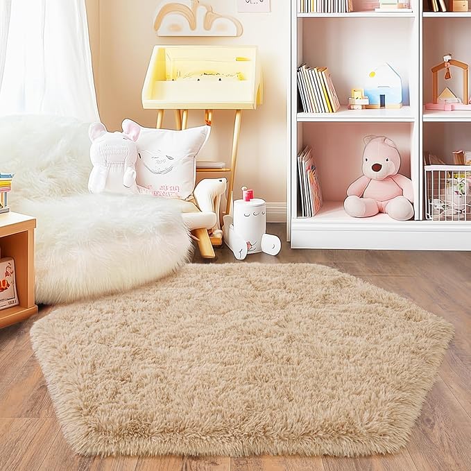 4x4.6 Feet Beige Hexagon Rugs for Princess Tent, Ultra Soft Fluffy Hexagon Area Rug for Bedroom, Cute Shag Rugs for Girls Room, Fuzzy Plush Carpet for Kids Room Tent Castle Home Decor
