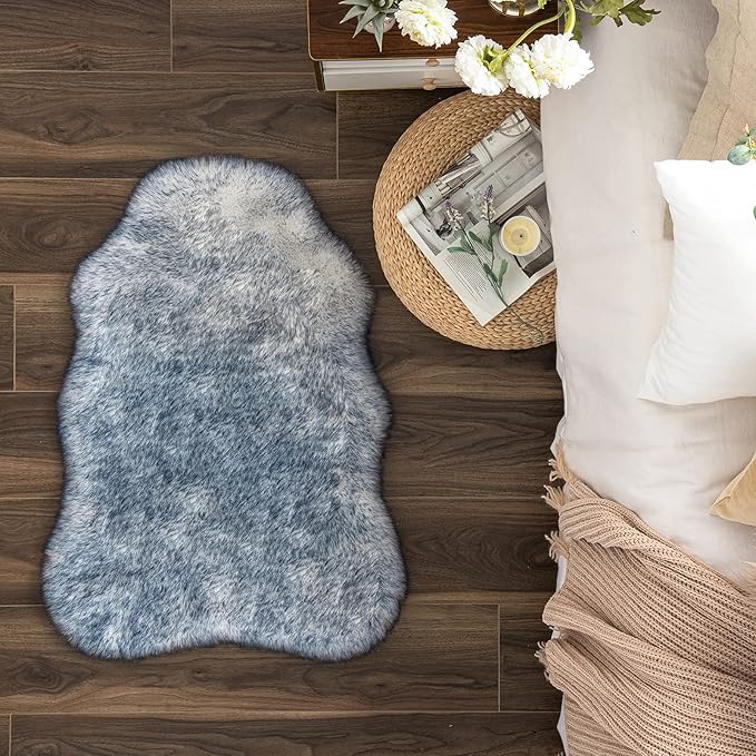 Ashler HOME DECO Soft Faux Fox Fur Rug Chair Couch Cover Area Rug for Bedroom Floor Sofa Living Room White Blue 2 x 2.8 ft