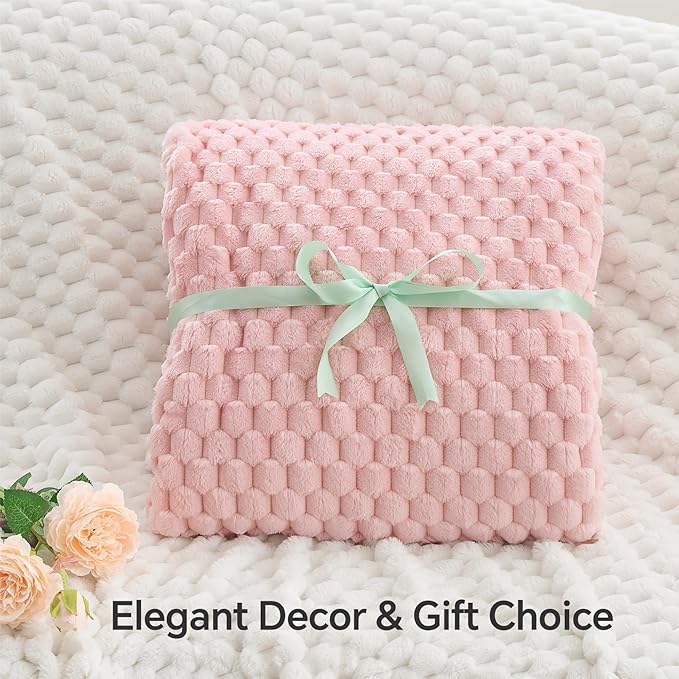 BEDELITE Fleece Blanket - 3D Jacquard Decorative Pink Queen Size Blankets for Bed, Soft and Cozy Warm Plush Fluffy Blanket All Seasons Suitable, 90x90Inches