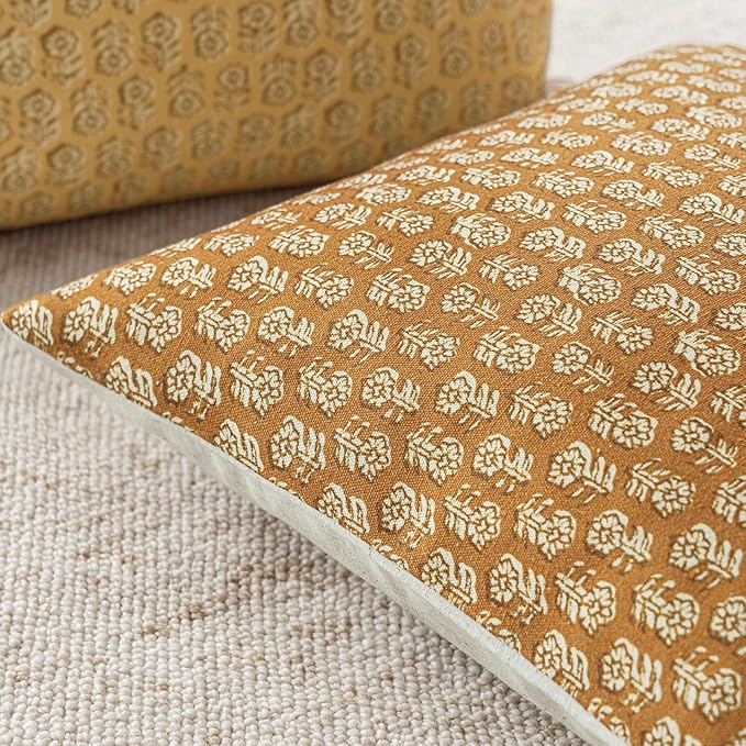 Foindtower Set of 2 Decorative Vintage Floral Print Throw Pillow Covers Neutral Modern Farmhouse Cushion Cover Boho Home Decor For Sofa Couch Chair Bedroom Living Room Outdoor,22×22 Inch,Golden Orange