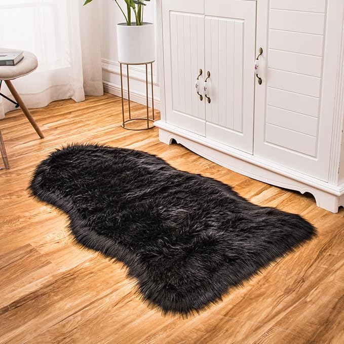 EasyJoy Ultra Soft Fluffy Shaggy Area Rug Faux Fur Rug Chair Cover Seat Pad Fuzzy Area Rug for Bedroom Floor Sofa Living Room (2 x 4 ft Sheepskin, Black)