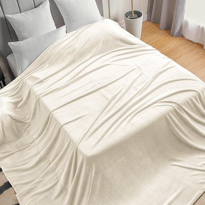 BEDELITE Fleece Blanket Extra Large Blankets for Bed, Luxury Plush Cozy Fuzzy Blanket 120x120 inches, Super Soft Warm Lightweight Throw Blanket All Seasons Suitable, Cream
