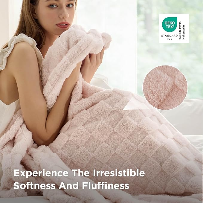 Bedsure GentleSoft Full Size Blankets for Bed Light Pink - Super Soft Cozy Fleece Blanket for Kids Girls, Large Fuzzy Throws for Bedroom Decor, 84x90 Inches