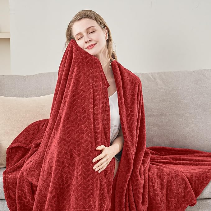 inhand Fleece Twin Blanket for Bed Ruby red Throw Blanket for Couch Super Soft Cozy Warm Blankets and Throws Lightweight Fuzzy Large Blanket for Sofa Bed Office,60x90 inches