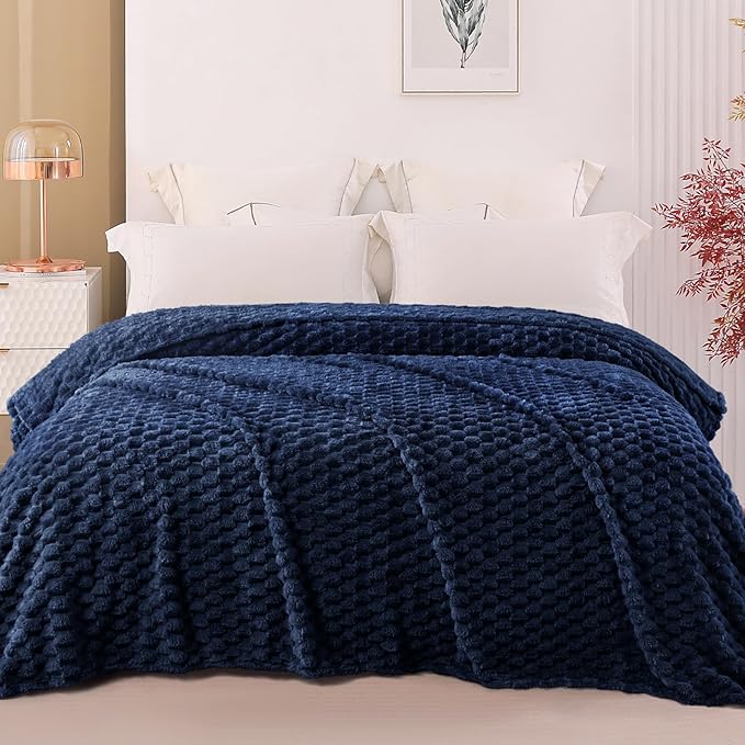 Exclusivo Mezcla Fleece Twin Blanket for Bed, Extra Large Fuzzy Navy Blue Bed Blankets, Soft Cozy Plush Sofa Throws for All Seasons, 60x80 Inches