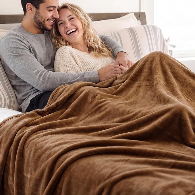 Bedsure GentleSoft Orange Fleece Blankets King Size - Bed Blanket Soft Lightweight Plush Cozy Fuzzy Luxury Microfiber, 108x90 inches