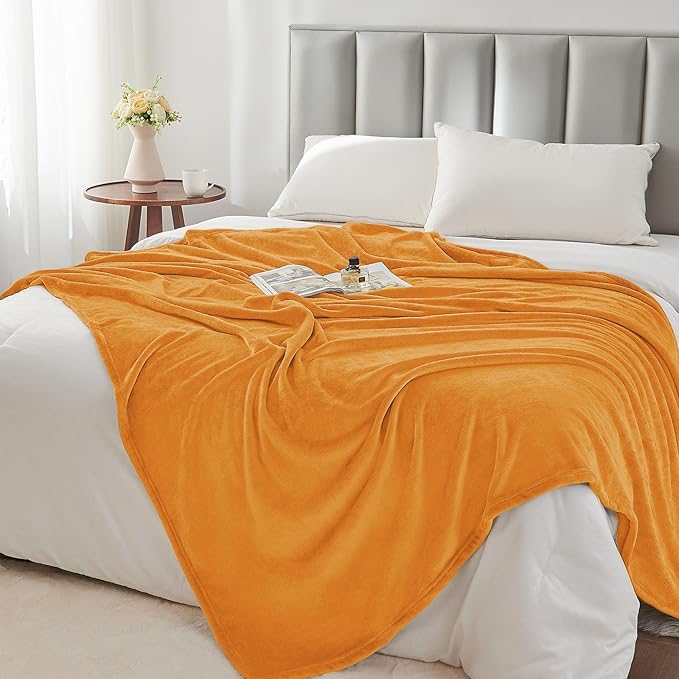 BEDELITE Fleece Blanket King Size Blankets for Bed, Luxury Plush Cozy Fuzzy Blanket 108x90 inches, Super Soft Warm Lightweight Throw Blanket All Seasons Suitable, Burnt Orange