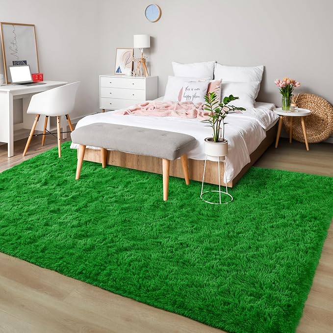 Chicrug Soft Area Rug for Bedroom Living Room Plush Fluffy Rug 4x6 Feet, Shag Furry Area Rug Carpet Non Shedding for Nursery Children Kids Girls Room Home Decorative, Grass Green