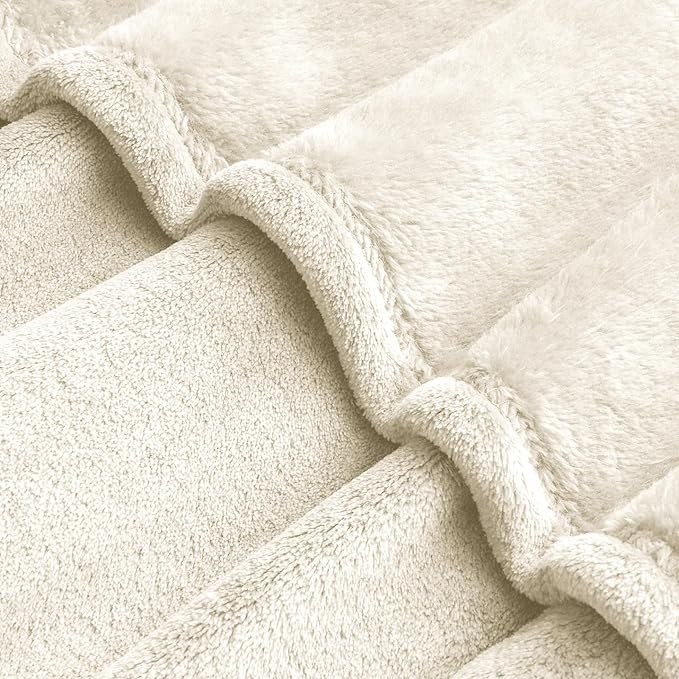 BEDELITE Fleece Blanket Extra Large Blankets for Bed, Luxury Plush Cozy Fuzzy Blanket 120x120 inches, Super Soft Warm Lightweight Throw Blanket All Seasons Suitable, Cream