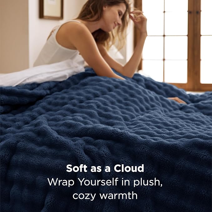 Bedsure 3D Fleece Bubble Blanket - GentleSoft Blue King Blanket for Bed Sofa Room Decor - Luxury Soft Cozy Gifts for Kids Girls, Lightweight, All Seasons, Navy Blue, 108"×90"