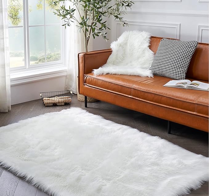Ciicool Fluffy Area Rug, White Faux Fur Rug for Bedroom Living Room, Thick Fuzzy Shag Rug Furry Nursery Rug Plush Indoor Floor Carpets for Kids Girls Boys Teen Dorm, 4x6 ft