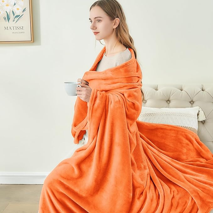 BEDELITE Fleece Blanket Twin Size Orange Throw Blanket for Couch & Bed, Luxury Plush Cozy Fuzzy Fall Blanket 60x80 inches, Super Soft & Warm Blankets for Travel Camping