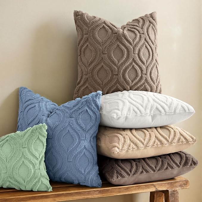 decorUhome Throw Pillow Covers 20x20 Inch Set of 2, Soft Plush Faux Wool Light Brown Solid Couch Pillow Covers, Accent Farmhouse Neutral Square Pillow Cases for Sofa Bed Living Room