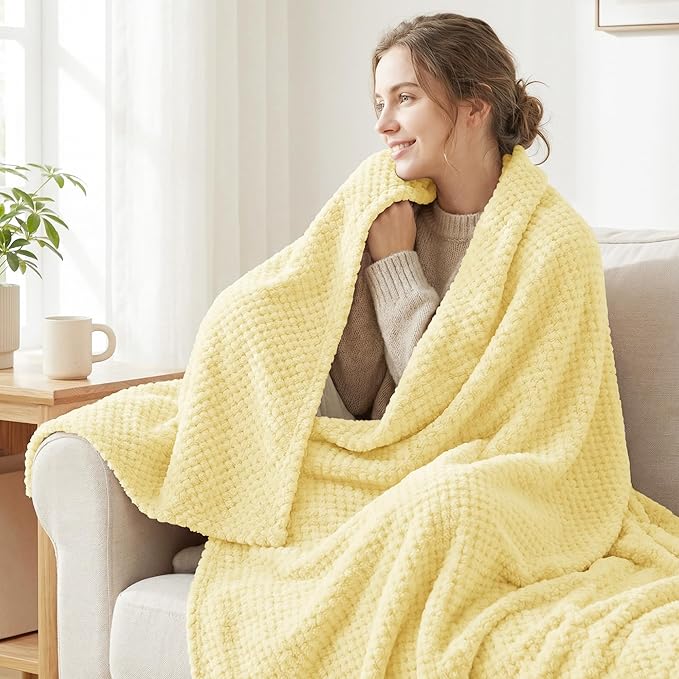 Exclusivo Mezcla Fleece Throw Blanket Extra Large, Super Soft and Warm Blankets for Couch, Sofa and Bed Waffle Textured, Cozy, Fuzzy and Lightweight (Light Yellow, 50x70 Inches)