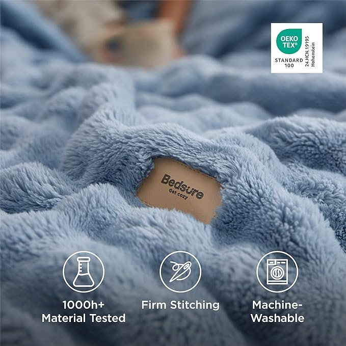 Bedsure 3D Fleece Bubble Blanket for Couch - GentleSoft Blue Spring Throw Blanket for Sofa Bed Room Decor - Luxury Soft Cozy Gifts for Kids Girls, Lightweight, All Seasons, Celestial Blue, 50"×60"