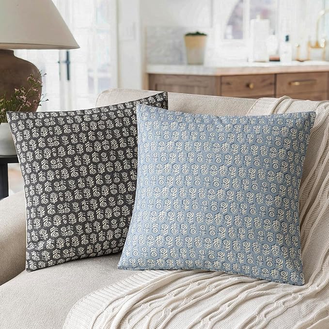 Foindtower Set of 2 Decorative Vintage Floral Print Throw Pillow Covers Neutral Modern Farmhouse Cushion Covers Boho Home Decor for Sofa Chair Couch Bedroom Living Room Outdoor,18×18 Inch,Powder Blue
