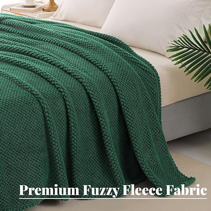 Whale Flotilla Extra Large Fuzzy Fleece Throw Blanket for Couch, 50x70 Inch Fluffy Warm Soft Jacquard Blankets for All Season, Lightweight and Cozy, Emerald Green