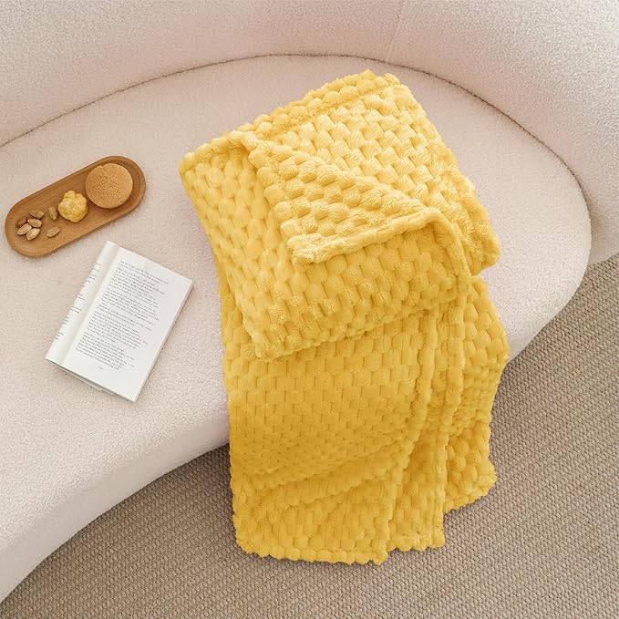 BEDELITE Jacquard Blanket - 3D Fleece Decorative Yellow Twin Size, Super Soft and Cozy Warm Fuzzy Blanket All Seasons Suitable, 60x80Inches