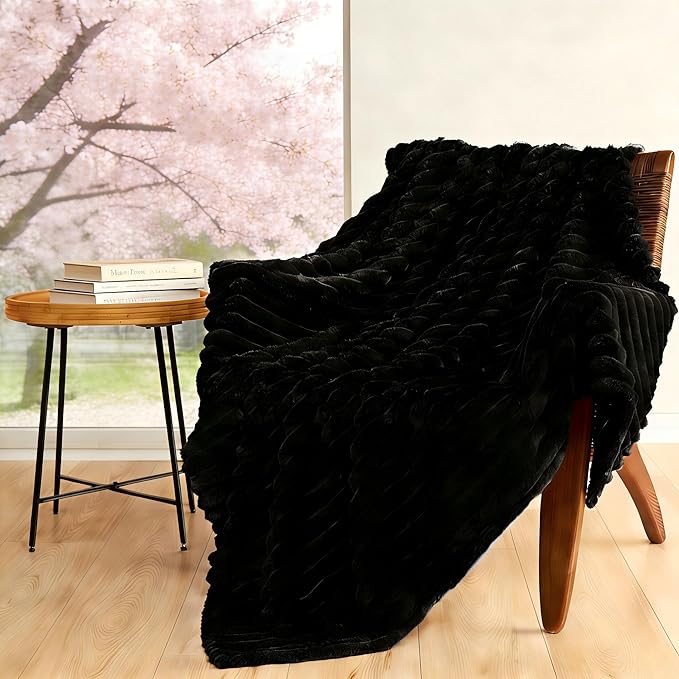 HIMEET Black Ribbed Throw Blanket for Couch - 300GSM Lightweight Soft Fleece Blanket for Women Men, Cozy Blankets for Mothers Gifts, Striped Spring Home Room Decor, Black, 50x60 Inches