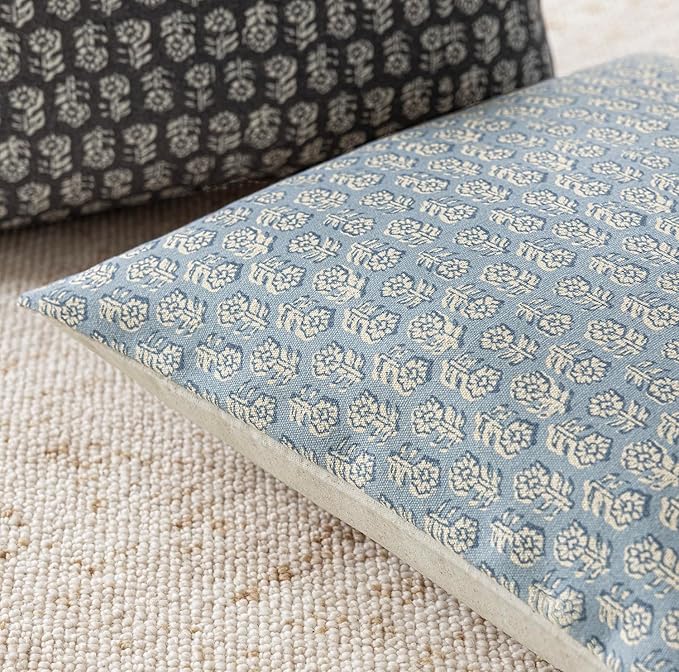 Foindtower Set of 2 Decorative Vintage Floral Print Throw Pillow Covers Neutral Modern Farmhouse Cushion Covers Boho Home Decor for Sofa Chair Couch Bedroom Living Room Outdoor,18×18 Inch,Powder Blue