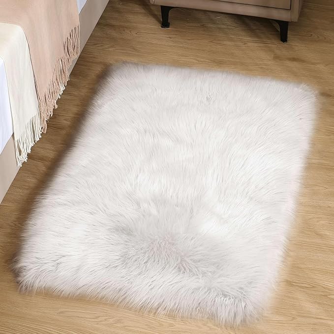 Goolela White Fluffy Faux Fur Rug for Bedroom Faux Sheepskin Rug 2x3 White Fuzzy Furry Bedside Carpet Dining Room Playroom Dorm Small Washable Rectangle
