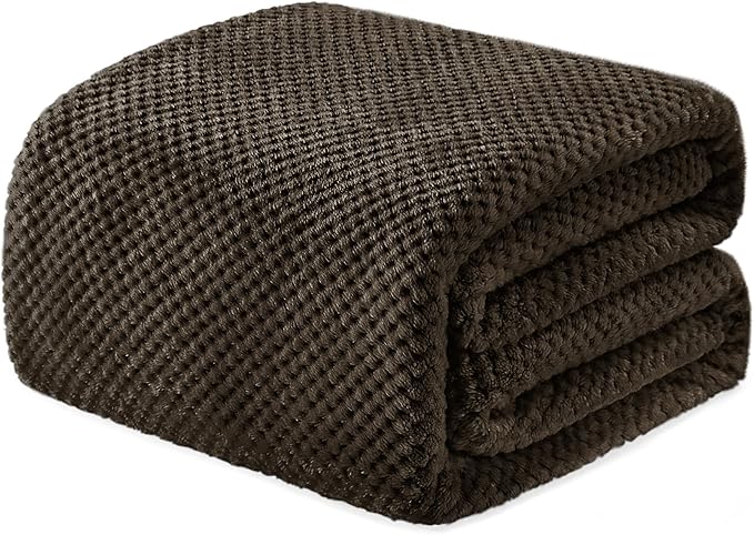 Exclusivo Mezcla Fleece Throw Blanket Extra Large, Super Soft and Warm Blankets for Couch, Sofa and Bed Waffle Textured, Cozy, Fuzzy and Lightweight (Coffee, 50x70 Inches)