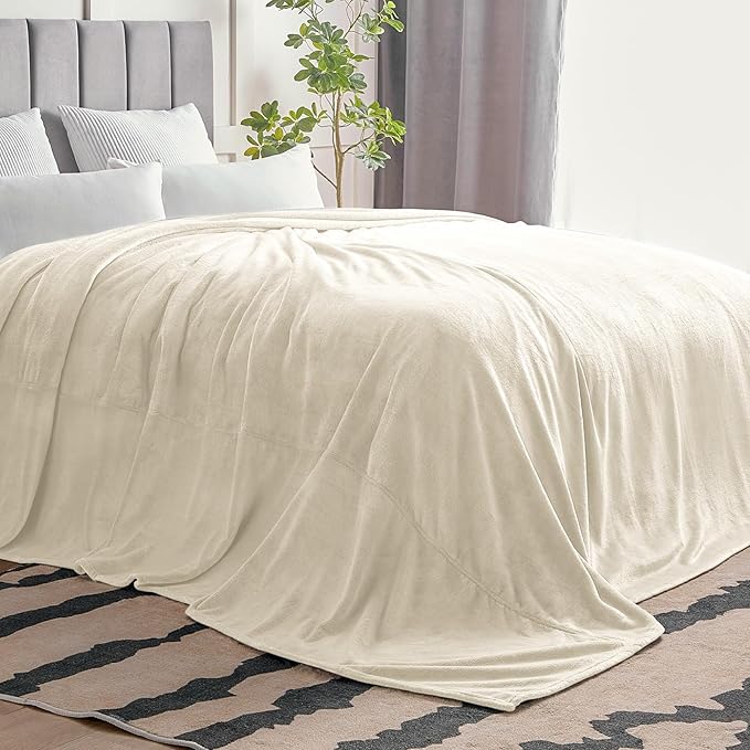 BEDELITE Fleece Blanket Extra Large Blankets for Bed, Luxury Plush Cozy Fuzzy Blanket 120x120 inches, Super Soft Warm Lightweight Throw Blanket All Seasons Suitable, Cream